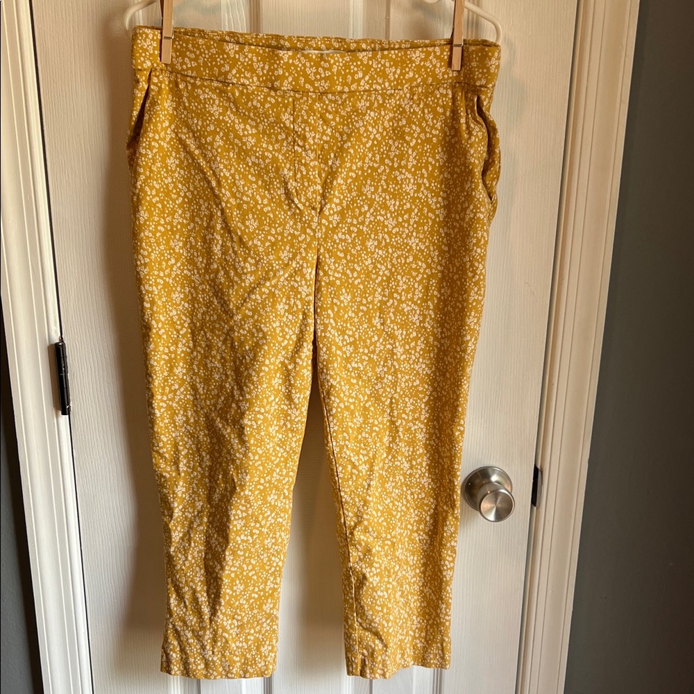 Jules & Leopold Yellow Floral Capris